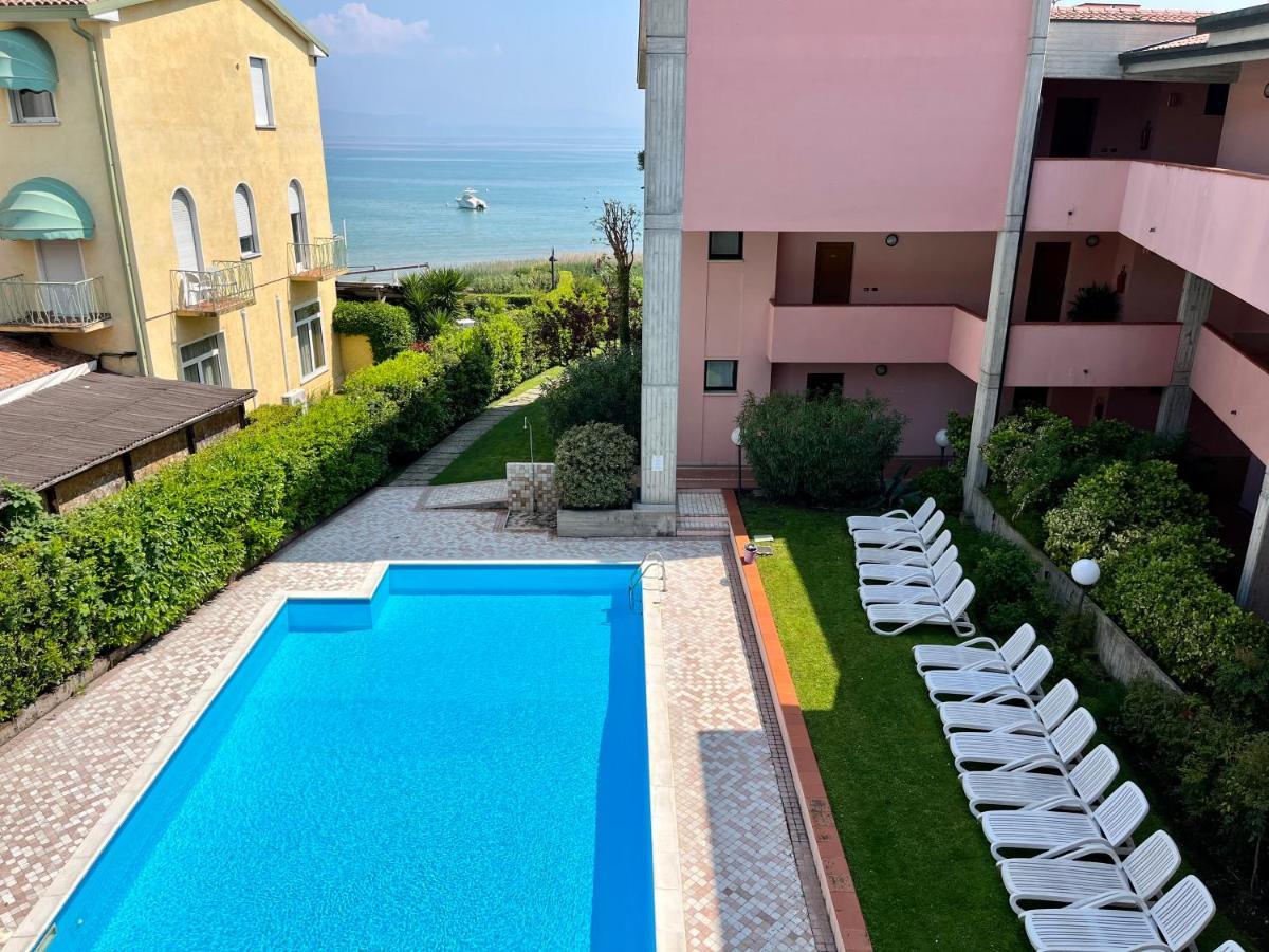 Residence Virgilio Sirmione Exterior foto